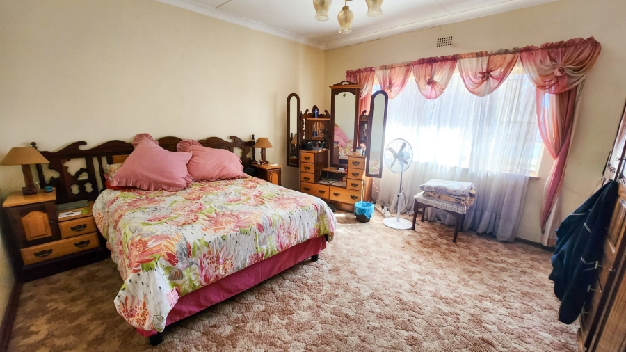 4 Bedroom Property for Sale in Stilfontein Ext 4 North West
